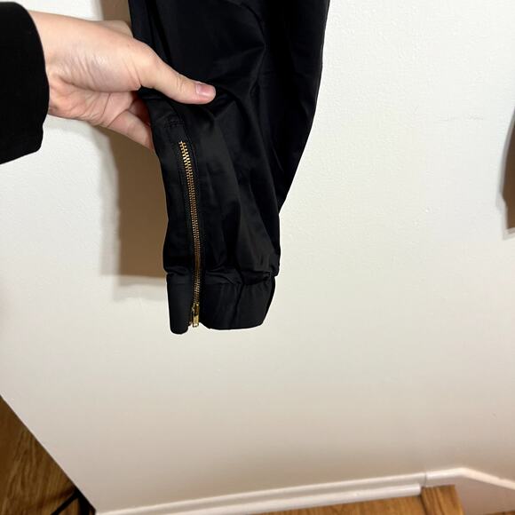 Zyia Black Joggers - Picture 2 of 6